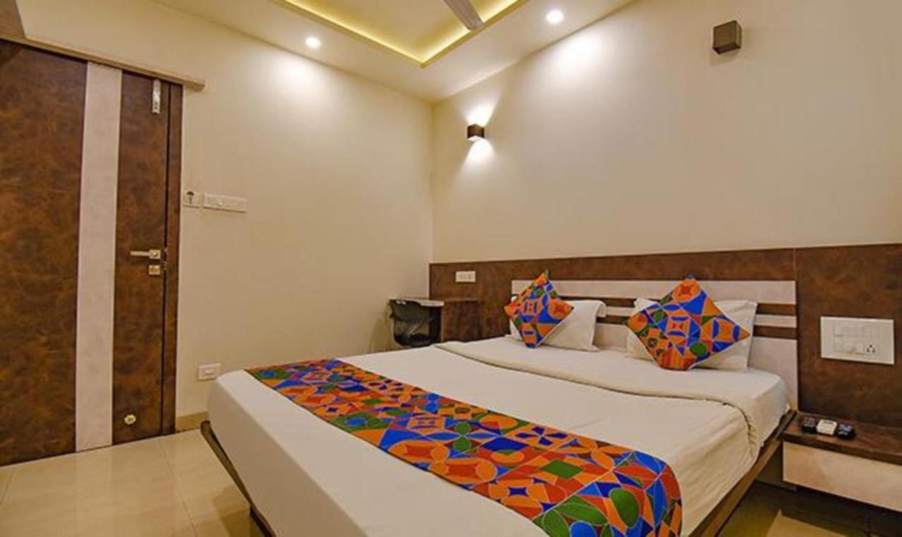 Fabhotel Royce Studio Apartments - Nr Pune International Airport Extérieur photo